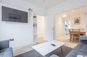 Refurbished High Spec CENTRAL Family Home